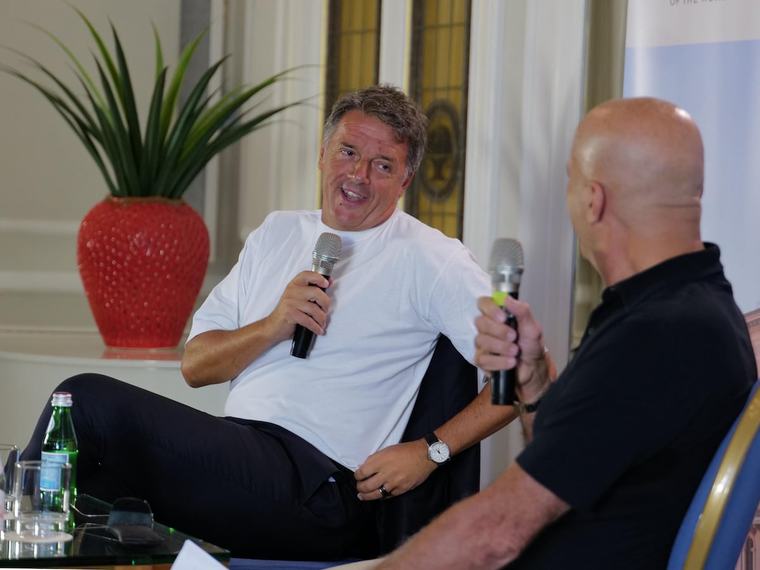 Renzi all’attacco sul caso Striano: “Fittipaldi spieghi da dove arrivavano certe informazioni”