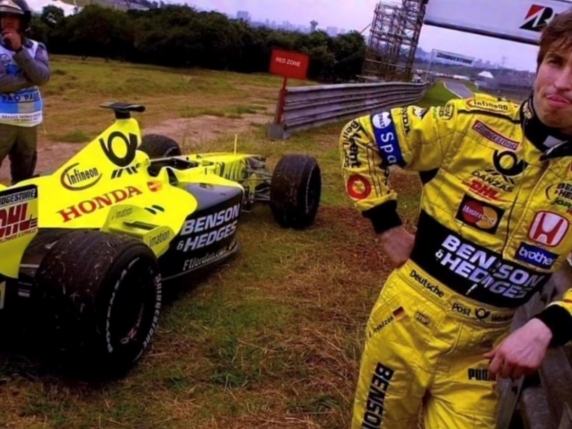 Frentzen, il mistero del primo podio in F1 (davanti a Schumacher) risolto su X dopo 31 anni: «Ora ho capito tutto»