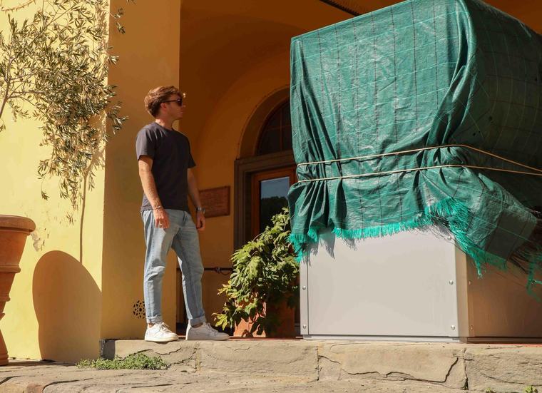 Maxi pepita di rame in mostra. Ciliegina per la Festa dell’Uva