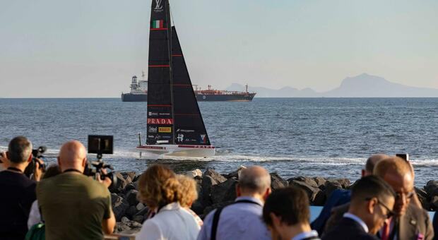 Frecciarossa official sponsor di Luna Rossa per la 38esima America's Cup