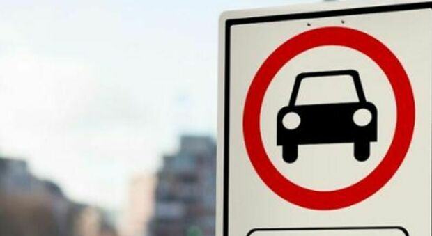 Blocco diesel Euro 5, dal 1° ottobre stop in 4 regioni: multe fino a 679 euro