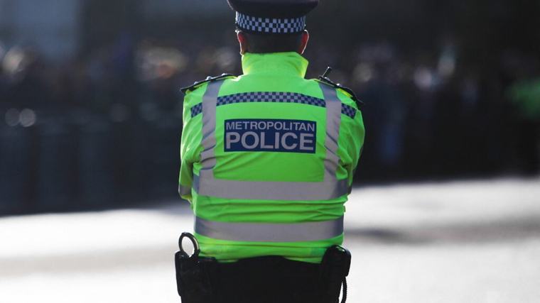 Sheffield, neonata uccisa in casa a coltellate. Scattano 7 arresti