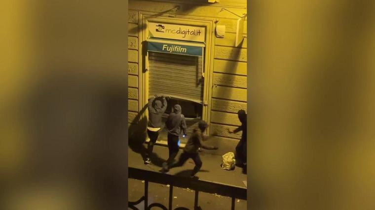 Torino, la banda della spaccata non ne azzecca una e i residenti la mettono in fuga