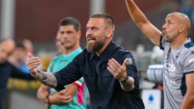Genoa, De Rossi: "Il Como è forte, ma possiamo batterlo. El Shaarawy lo vorrei subito in panchina"