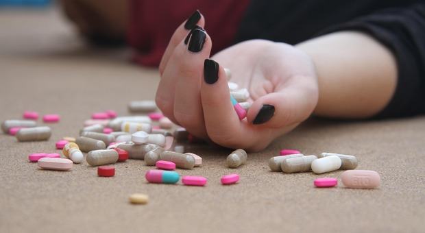 Salute mentale, un adolescente su 7 ha disturbi psichici: «Cure precoci riducono il rischio di psicosi fino al 24%»