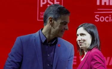Pd, fango in Europa sull'Italia: retroscena, dietro c'è la mano di Sanchez