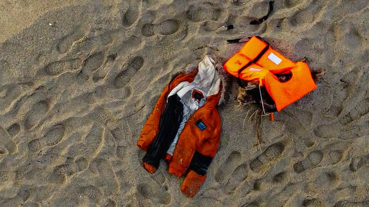 Naufragio di Cutro, la Cassazione condanna in via definitiva a 20 anni uno degli scafisti ...