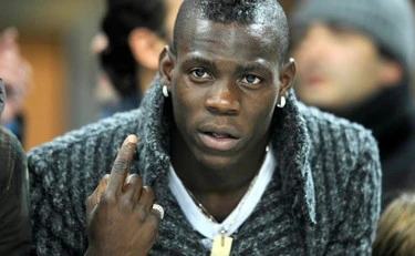 Mario Balotelli sfida Roberto Vannacci: "Per lei sono italiano?"