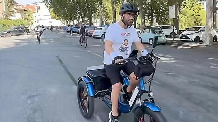 Cosa spinge una persona disabile ad andare da Ivrea a Strasburgo sul triciclo. La storia di Angelo
