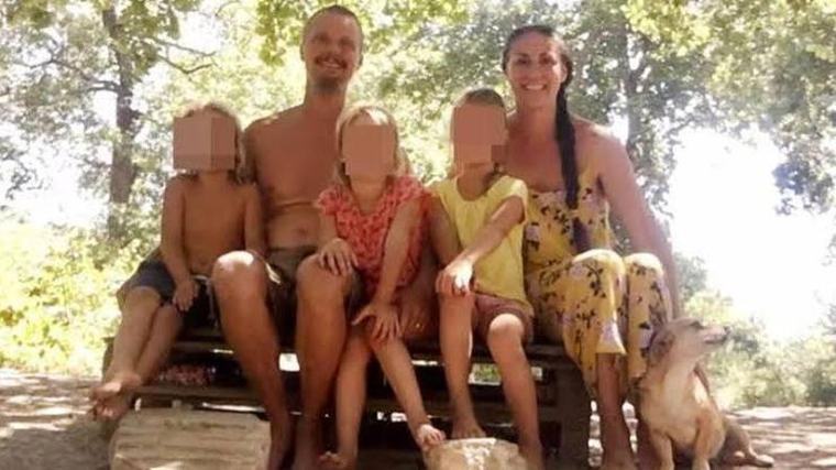 Famiglia nel bosco, i bambini restano nella struttura protetta: il Tribunale chiede altro tempo