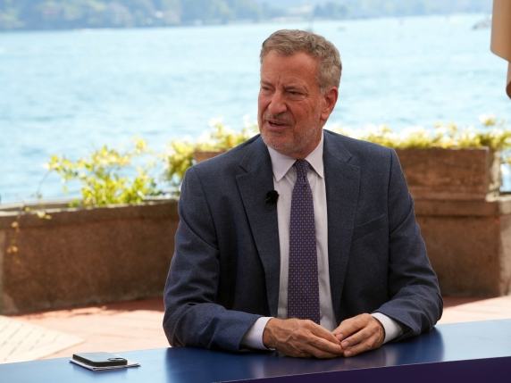 Bill de Blasio: «Con un presidente democratico non tornerà il libero scambio»