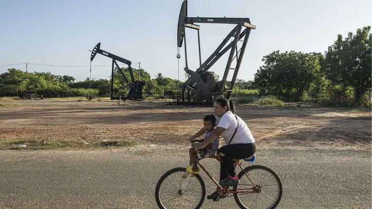 La corsa per il petrolio venezuelano è disseminata di ostacoli