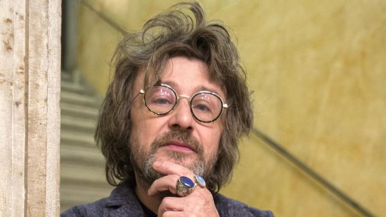 Aldo Nove: “Noi cannibali profetizzammo il caos. Oggi verremmo tutti censurati”