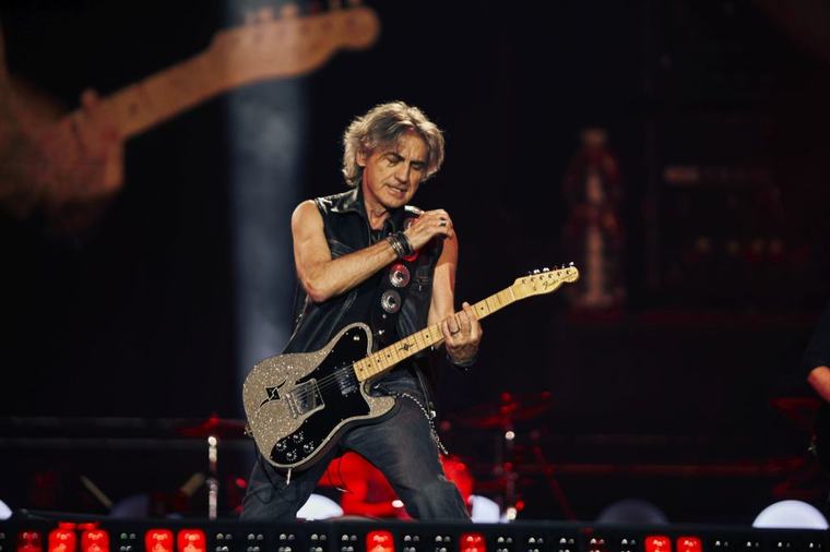 “Qualcosa per te” di Luciano Ligabue è anche video