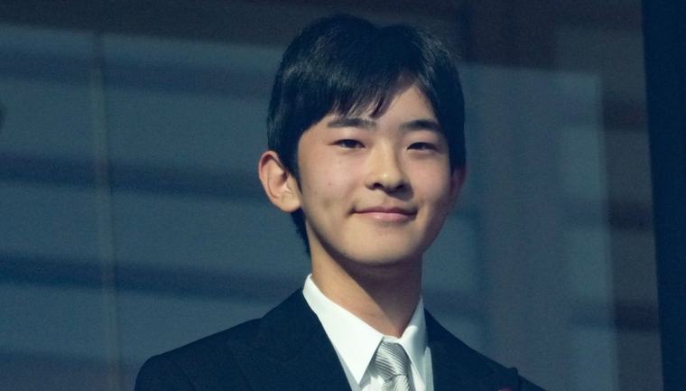 Hisahito compie 20 anni, chi è l’erede al trono del Giappone