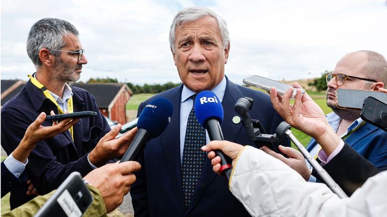 Il nuovo 'volto' della guerra ibrida tra Germania e Russia. L'allarme di Tajani sulle elez...