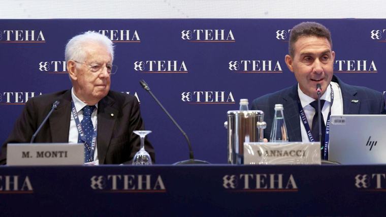 Monti duro con Vannacci: "Userò le mie ultime energie contro la retorica dello spirito del fascismo"