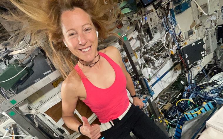 Adenot: "Sul bordo dell’ignoto, le mie 3 spacewalks sulla ISS" Marta Meli