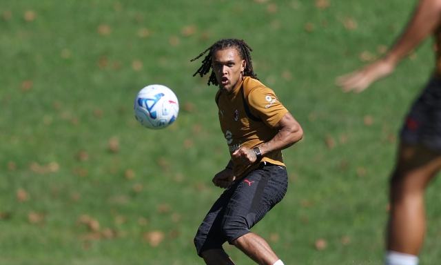 Milan, Moreira scatta: è pronto per il debutto contro la Juve
