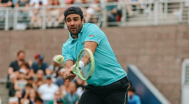 US Open, Matteo Berrettini eliminato da Mariano Navone. Ok Carlos Alcaraz, è al terzo turno