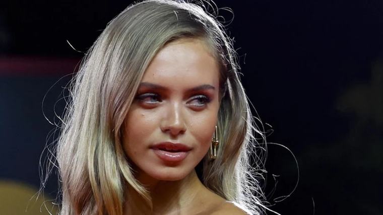 Laila Hasanovic da restarci secchi: lady Sinner sul red carpet a Venezia si presenta così