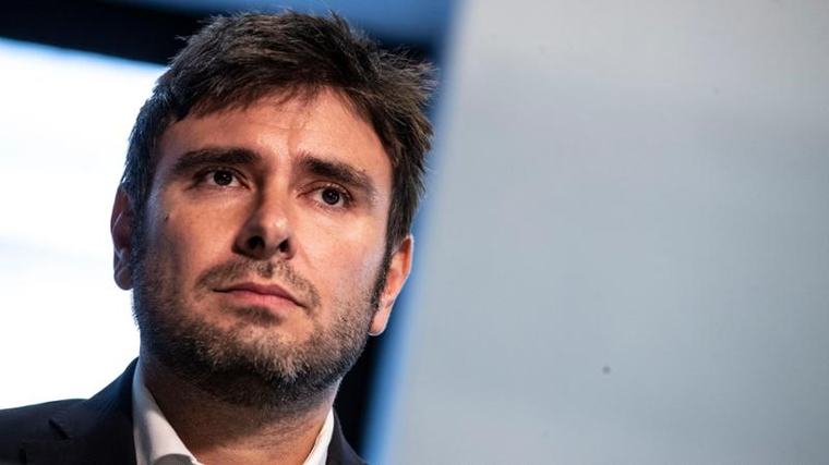 Attesa per Di Battista: per giovedì previsto il rientro a Roma con un volo privato