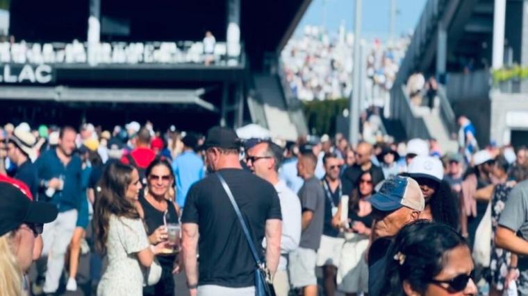 Folla agli Us Open e prezzi alle stelle, 40 euro per un'insalata