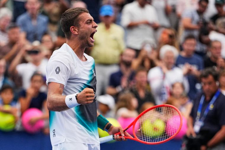 LIVE Cobolli-Schoolkate 1-3, US Open 2026 in DIRETTA: partenza in salita per l’azzurro