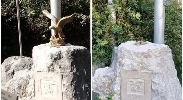 Rubata l'aquila degli alpini sul cippo della Bastia del castello. Il capogruppo delle Penne nere: «Riportatecela»