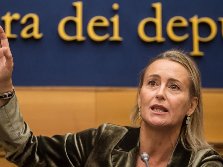 “Il modello Sánchez è un fallimento: le porte aperte care solo a sinistra”