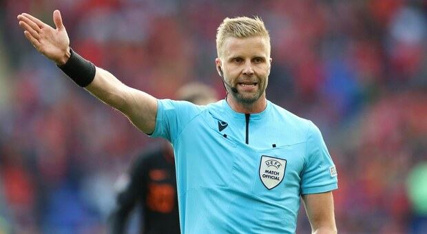 L'arbitro svedese Nyberg candidato per Napoli-Arsenal