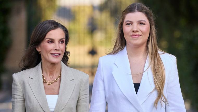 Letizia di Spagna, sua figlia Sofia inizia la scuola a Parigi