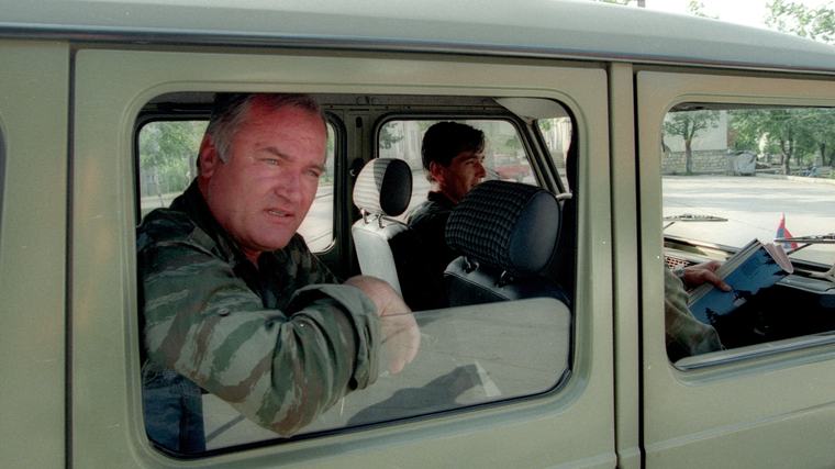 L'annuncio choc della Serbia: "Mladic sarà sepolto con tutti gli onori di Stato". Mosca: "...