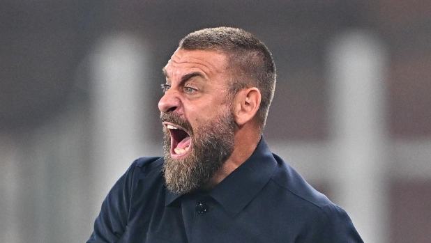 Il Genoa compie 133 anni, De Rossi: "Questo club ti entra dentro, ma ora dobbiamo migliorare"