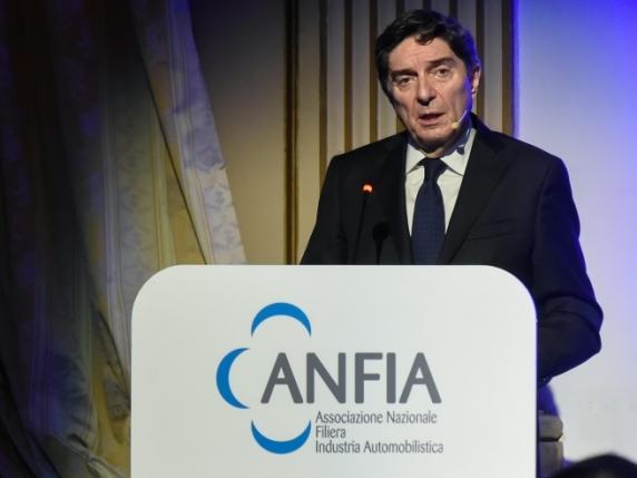 Vavassori (Anfia): «Bisogna reagire alla crisi Volkswagen, ora dazi all’80% sulle auto cinesi»
