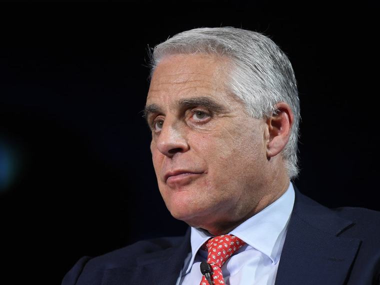Matrimonio Unicredit-Commerz. Orcel prova a tagliare l’esborso