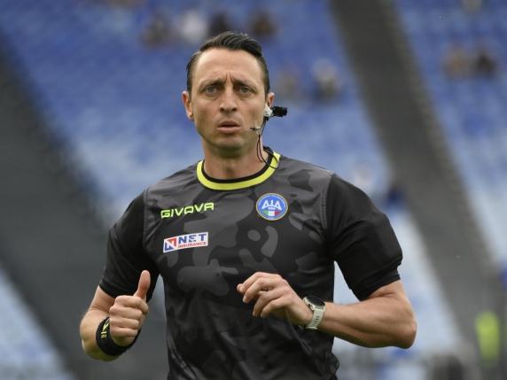 L'arbitro Rosario Abisso reintegrato: accolto il ricorso contro la dismissione dall'Aia. Cosa è successo