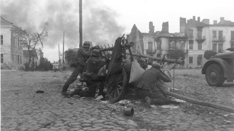 1939, la guerra in ritardo senza dirlo e senza farla