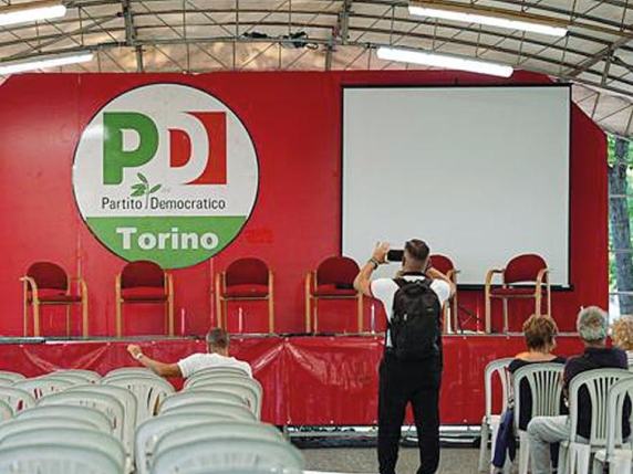 Festa dell’Unità a Torino, il tema sicurezza al centro. «Basta parlare solo di sinistra woke»