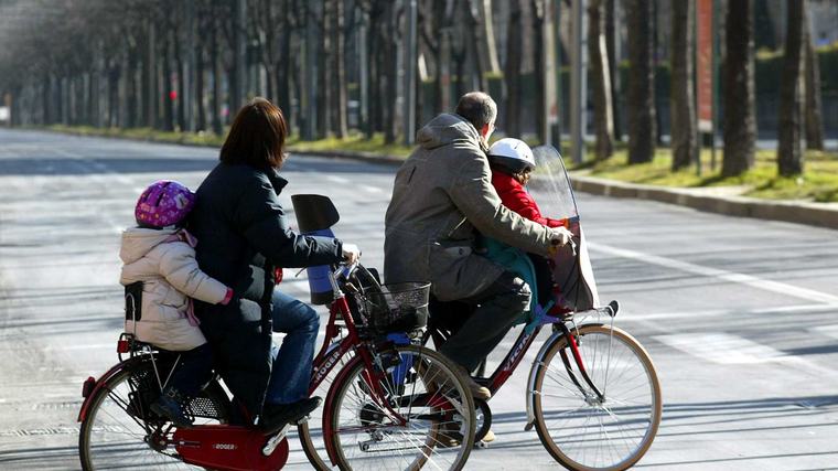 Settembre, la scuola, l’adolescenza, una crisi: tutte le ripartenze di una famiglia (e come affrontarle)