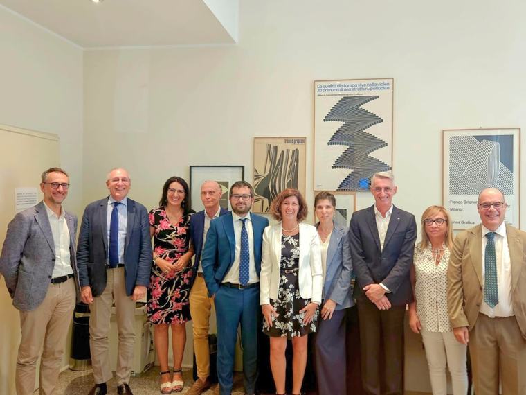 FederlegnoArredo firma il rinnovo del contratto