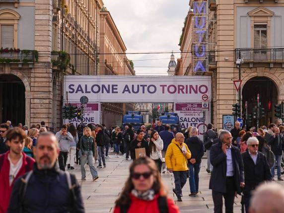 Torino torna capitale dell’automobile: al Salone 47 brand, la metà dalla Cina