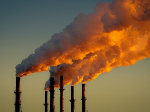 Cina, per la prima volta le emissioni calano per il crollo del consumo di petrolio: -9% nel secondo trimestre