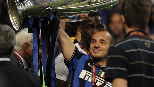 Sneijder: "Chivu era in stanza con me e parlava solo di calcio. L'Inter del Triplete è inarrivabile"